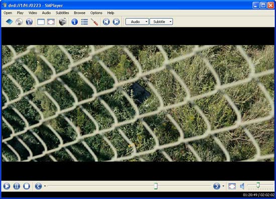 DVDSmith copies DVD to hard drive as DVD folder and Smplayer plays the DVD folder without no video quality loss.